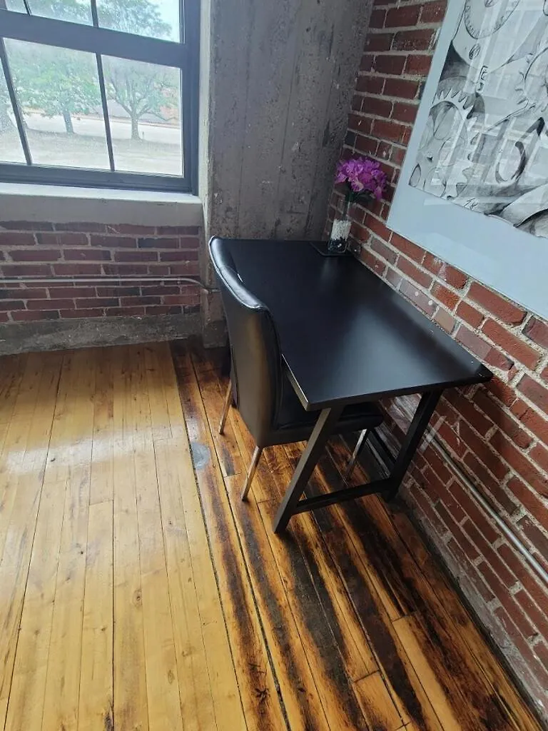 Apartment Luxe Art Gallery Saint Louis United States